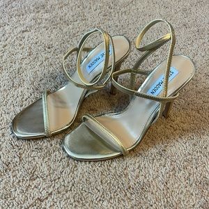 Steve Madden gold heels